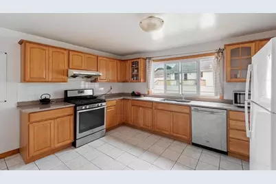 9 Lill Avenue, Newton, MA 02465 - Photo 6