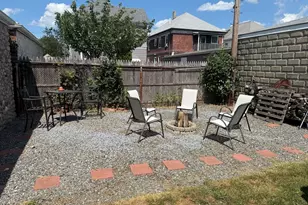 273 Wood St, New Bedford, MA 02745 - Photo 4