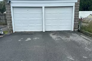 273 Wood St, New Bedford, MA 02745 - Photo 2