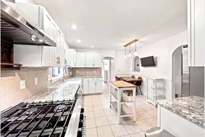 8 Charles St, Stoneham, MA 02180 - Photo 8