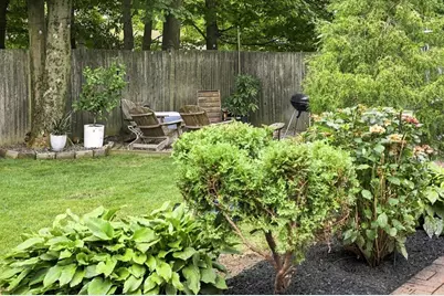 8 Charles St, Stoneham, MA 02180 - Photo 30