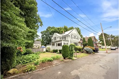 8 Charles St, Stoneham, MA 02180 - Photo 4