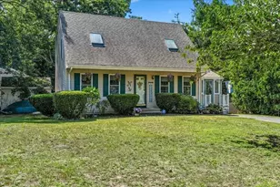 108 Wareham Lake Shore Dr, Wareham, MA 02538 - Photo 4
