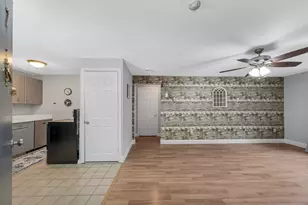 7 Glen Ave, Chelmsford, MA 01824 - Photo 2