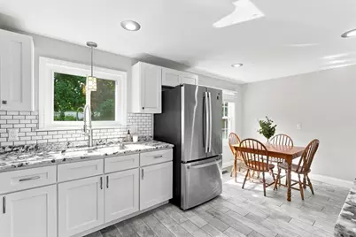 26 Middle Street, Attleboro, MA 02703 - Photo 8