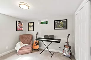 26 Middle St, Attleboro, MA 02703 - Photo 26