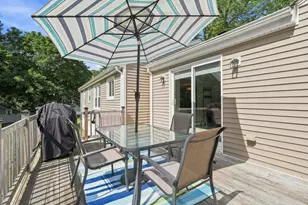 26 Middle St, Attleboro, MA 02703 - Photo 32