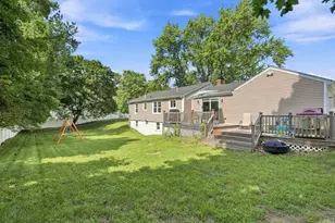 26 Middle St, Attleboro, MA 02703 - Photo 36