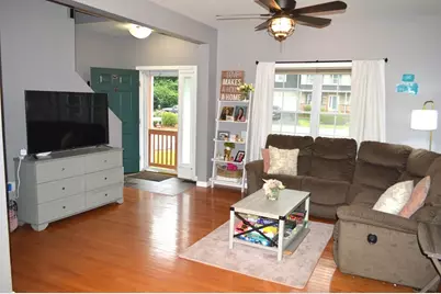 25 Oakes Cir #25, Millbury, MA 01527 - Photo 6