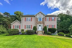 52 Phelps St, Marlborough, MA 01752 - Photo 2