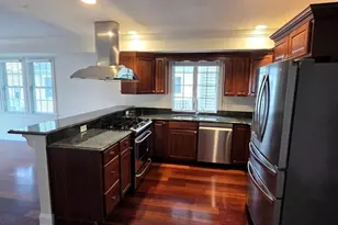 242 Bunker Hill St, Boston, MA 02129 - Photo 4