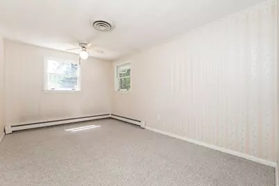 4 Craig Rd, Framingham, MA 01701 - Photo 20
