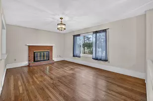 219 North St, Salem, MA 01970 - Photo 8
