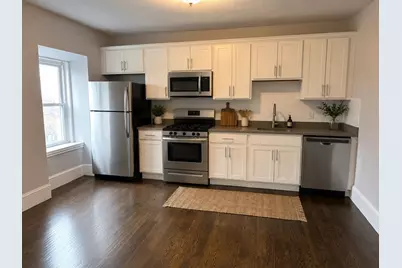 10 Cross St East #3, Somerville, MA 02145 - Photo 2