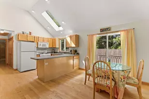 137 Wianno Cir, Barnstable, MA 02655 - Photo 14