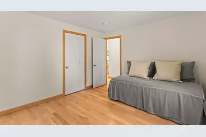 137 Wianno Circle, Barnstable, MA 02655 - Photo 20