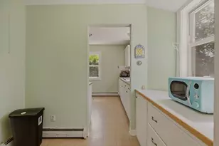283 Montgomery St, Fall River, MA 02720 - Photo 10
