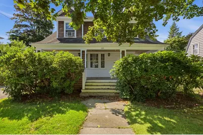 283 Montgomery St, Fall River, MA 02720 - Photo 2