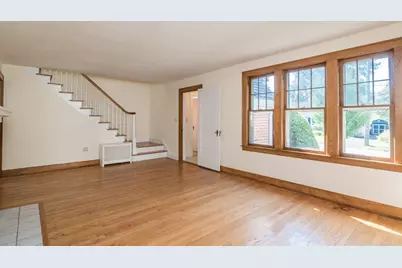 32 Elmwood Ave, Longmeadow, MA 01106 - Photo 22