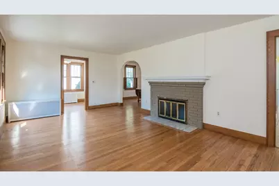 32 Elmwood Ave, Longmeadow, MA 01106 - Photo 20