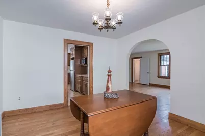 32 Elmwood Ave, Longmeadow, MA 01106 - Photo 18