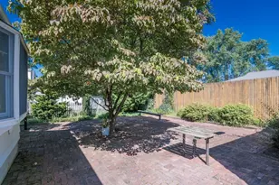 32 Elmwood Ave, Longmeadow, MA 01106 - Photo 36