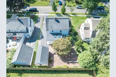 32 Elmwood Ave, Longmeadow, MA 01106 - Photo 8