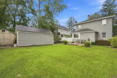 43 Corona St, Springfield, MA 01104 - Photo 32
