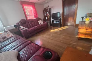 57 Wardwell, Lynn, MA 01902 - Photo 2