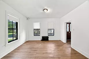 40 Day St, West Springfield, MA 01089 - Photo 8