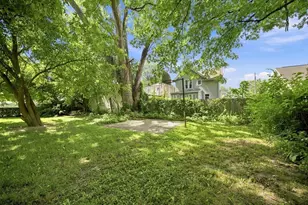 40 Day St, West Springfield, MA 01089 - Photo 2