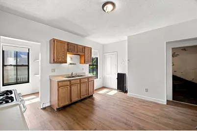 40 Day Street, West Springfield, MA 01089 - Photo 4
