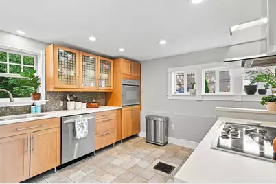 16 Wenham Street, Danvers, MA 01923 - Photo 10