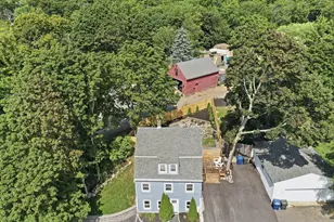16 Wenham St, Danvers, MA 01923 - Photo 4