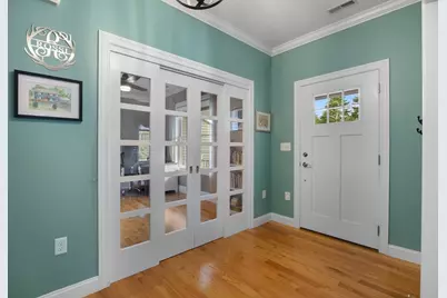 8 Willowdale Cir #6, Ipswich, MA 01938 - Photo 2