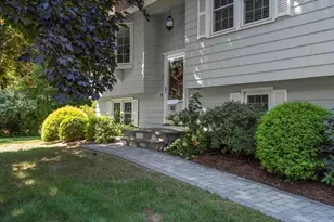3 Dayton St, Chelmsford, MA 01863 - Photo 4