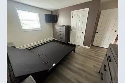 464 Bank St #5, Fall River, MA 02720 - Photo 10
