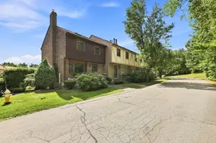 E46 Scotty Hollow Dr, Chelmsford, MA 01863 - Photo 1