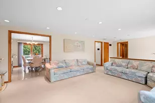 15 Vista Ave, Salem, MA 01970 - Photo 8