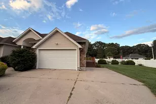 128 Tannery Rd, Westfield, MA 01085 - Photo 2