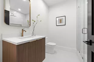 17 Holmes, Quincy, MA 02171 - Photo 32