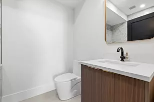 17 Holmes, Quincy, MA 02171 - Photo 8