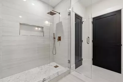 17 Holmes #4, Quincy, MA 02171 - Photo 4