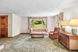 20 S Sycamore Knls, South Hadley, MA 01075 - Photo 8