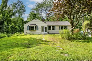 20 S Sycamore Knls, South Hadley, MA 01075 - Photo 32
