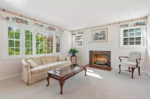 32 Hammersmith Dr, Saugus, MA 01906 - Photo 14