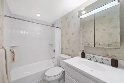50 Longwood Ave #517, Brookline, MA 02446 - Photo 14