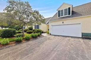 28 Cold Spring Dr, Sutton, MA 01590 - Photo 2