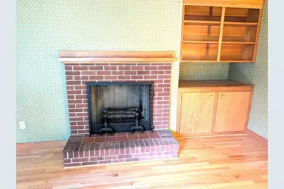 7 Allen St, West Brookfield, MA 01585 - Photo 10