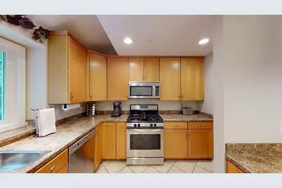 660 Thacher #14-02, Attleboro, MA 02703 - Photo 8